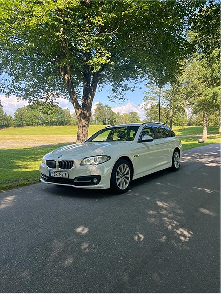 BMW 520 2 of 5