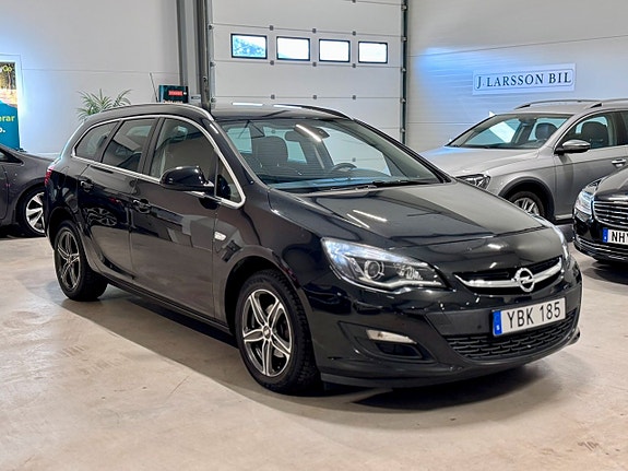 Opel Astra 2 of 5