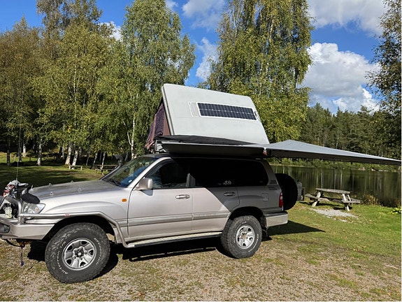 Toyota Land Cruiser 5 of 15