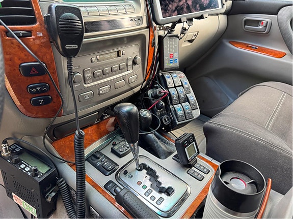 Toyota Land Cruiser 8 of 15