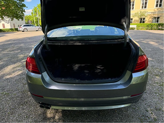 BMW 525 8 of 14
