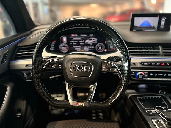 Audi Q7 13 of 21