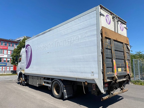 VOLVO FH 12 380 6X2 6 of 6