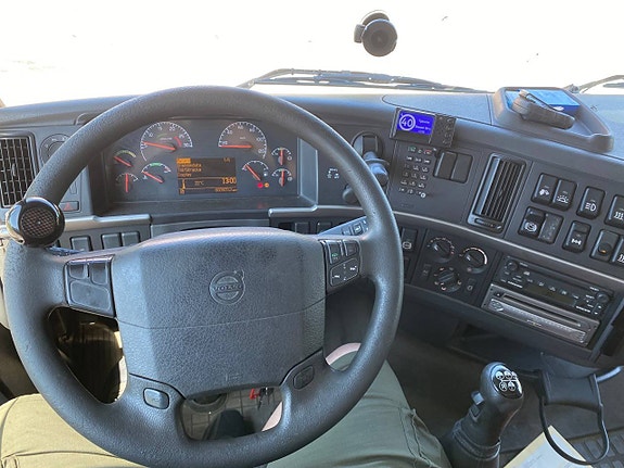 VOLVO FH 12 380 6X2 3 of 6