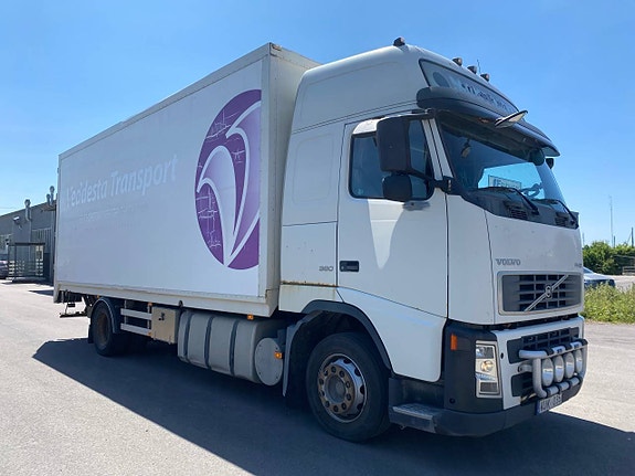 VOLVO FH 12 380 6X2 2 of 6