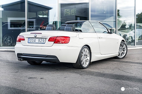 BMW 330d 3 of 13