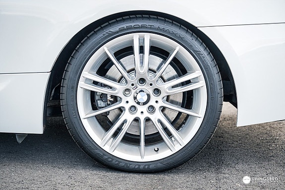 BMW 330d 5 of 13