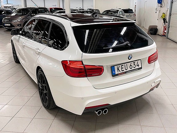BMW 320d 3 of 7