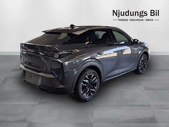 Peugeot 3008 3 of 5