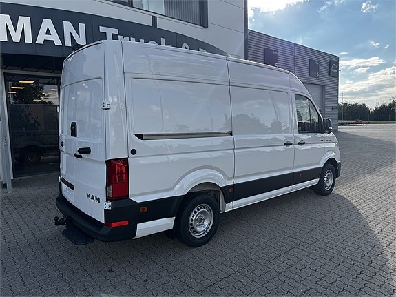 MAN TGE 3.180 VAN 4x4 3 of 20