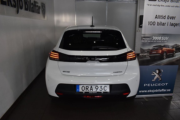 Peugeot 208 9 of 15