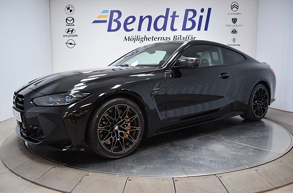 BMW M4 8 of 26