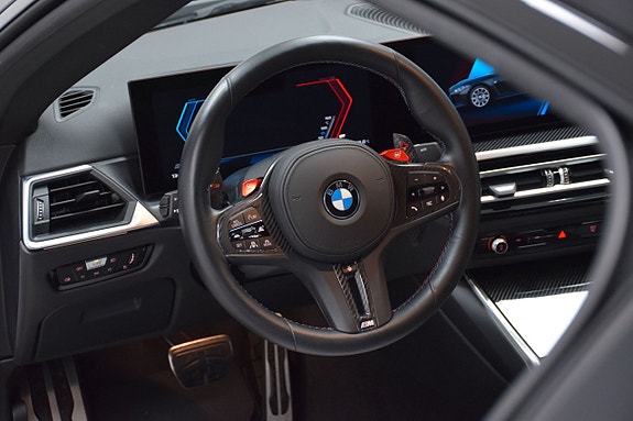 BMW M4 9 of 26