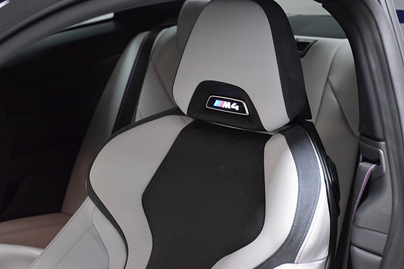 BMW M4 20 of 26