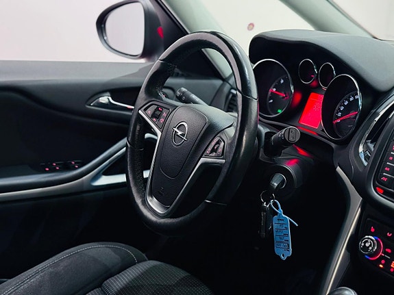 Opel Zafira Tourer 4 of 5