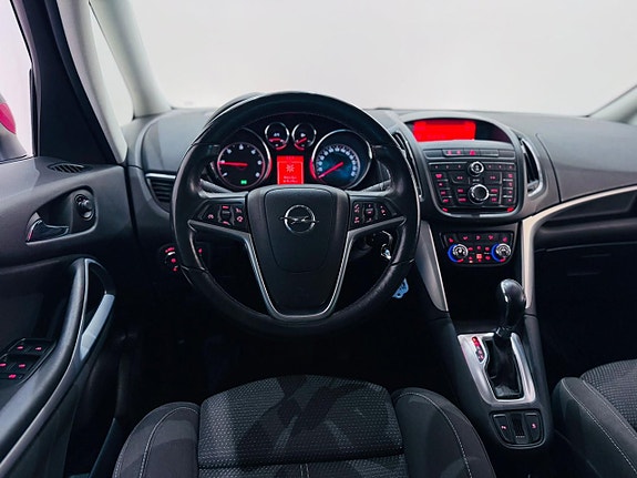 Opel Zafira Tourer 15 of 17