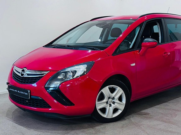 Opel Zafira Tourer 2 of 5