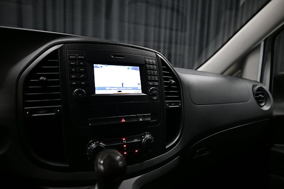Mercedes-Benz Vito 108 18 of 23