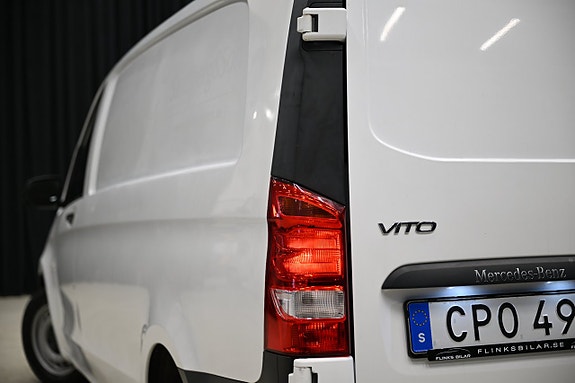 Mercedes-Benz Vito 108 8 of 23