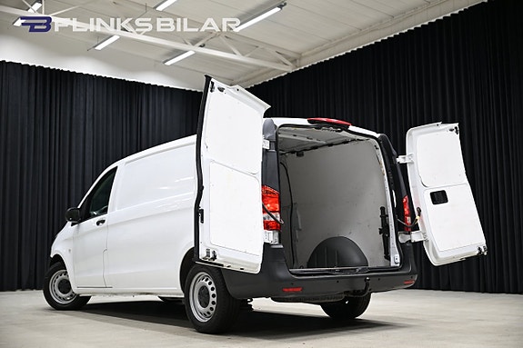 Mercedes-Benz Vito 108 5 of 23