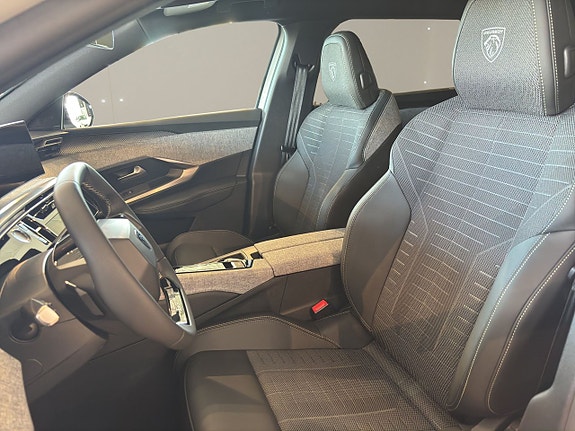 Peugeot 5008 9 of 12