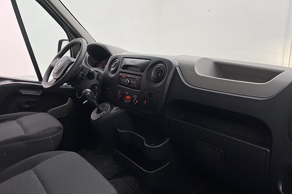 Renault Master 25 of 25