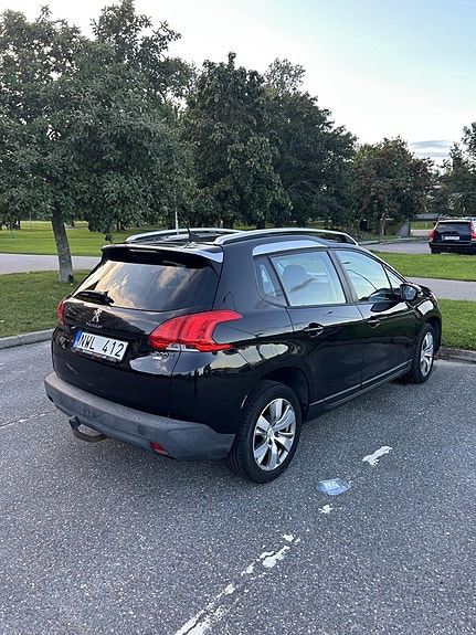 Peugeot 2008 5 of 15