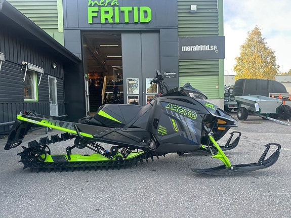 Arctic-cat R-M M8000 A1 154"