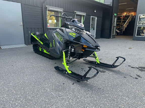 Arctic Cat R-M M8000 A1 154" 2 of 5
