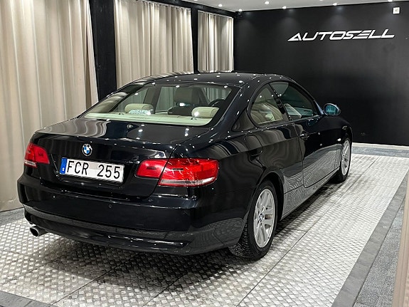 BMW 320 5 of 5