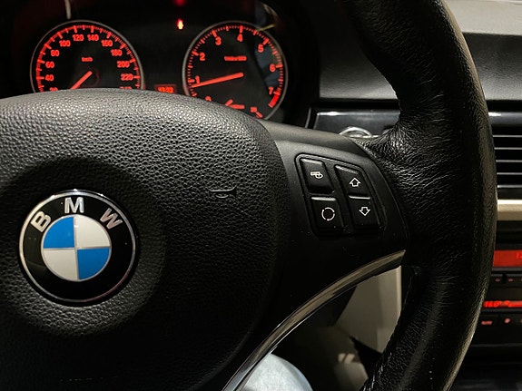 BMW 320 15 of 16