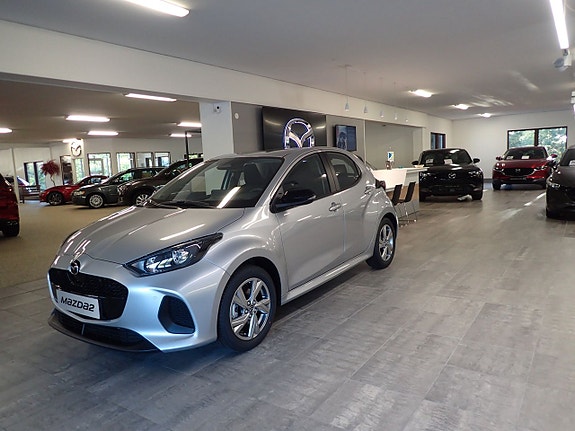 Mazda 2 12 of 19