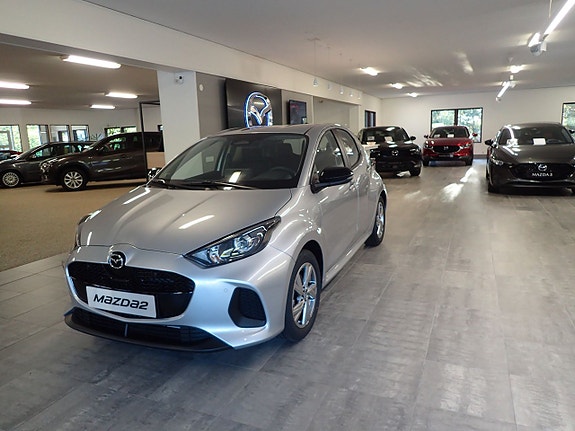 Mazda 2 13 of 19