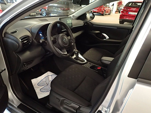 Mazda 2 16 of 19