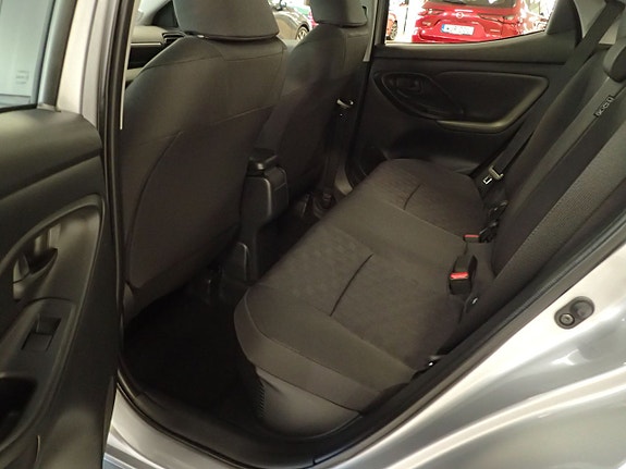 Mazda 2 17 of 19