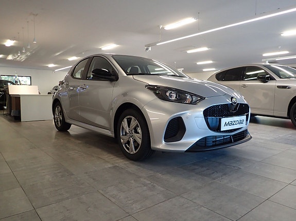 Mazda 2 2 of 19