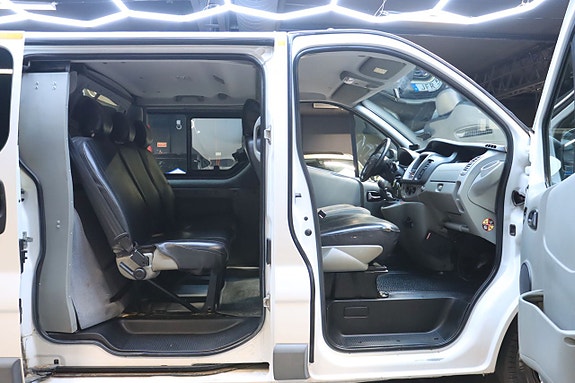 Nissan Primastar 9 of 25