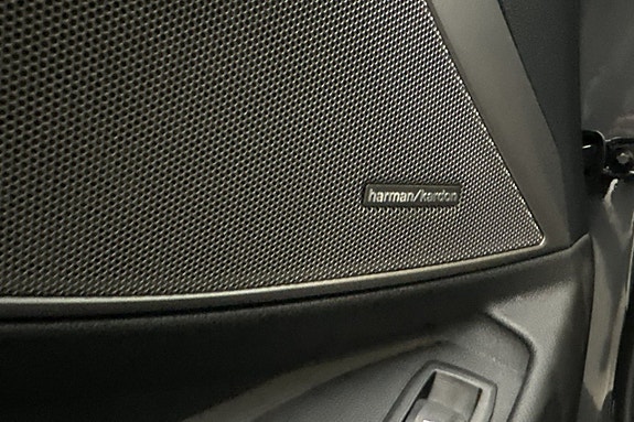 BMW M340d 13 of 30