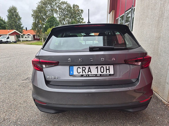 Skoda Fabia 8 of 26