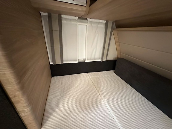 Knaus 420 QD 13 of 18