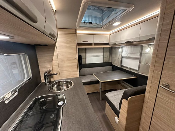 Knaus 420 QD 9 of 18