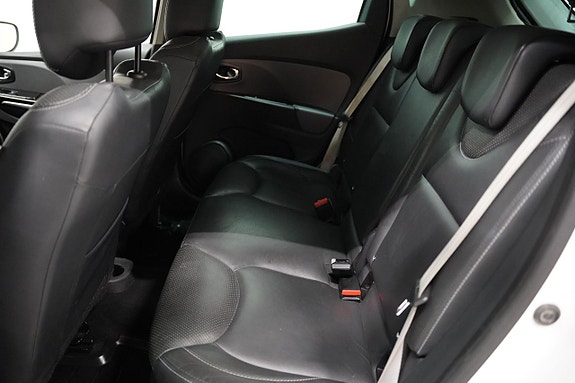 Renault Clio 18 of 22