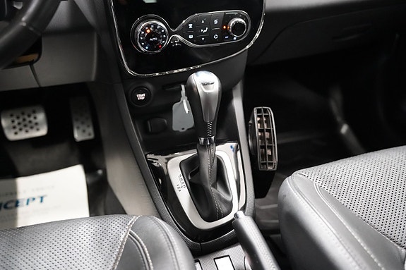 Renault Clio 15 of 22