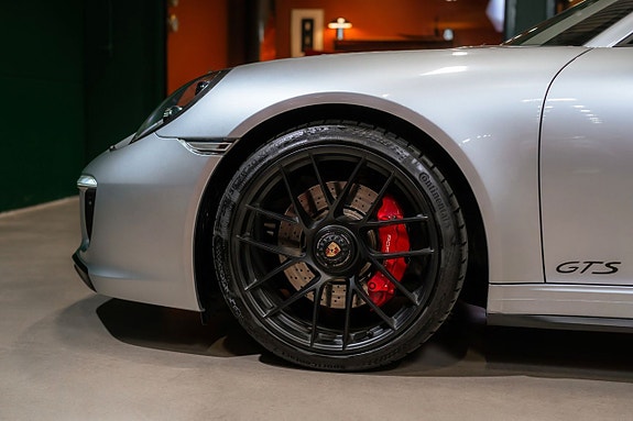 Porsche 911 Targa 4 GTS 6 of 25