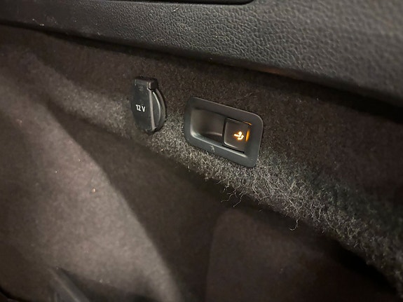 Volkswagen Passat 23 of 24