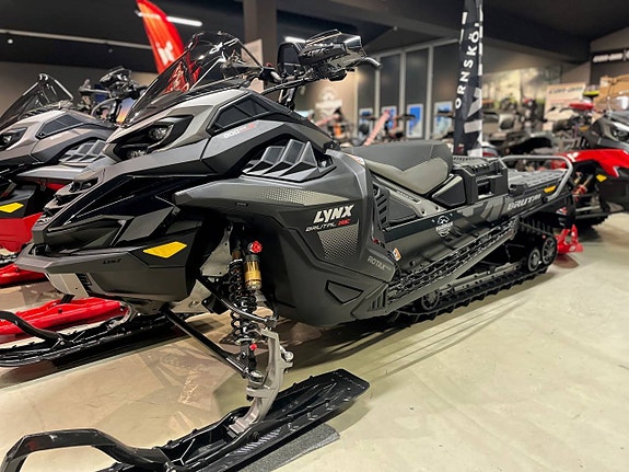 Brutal RE 500 mm 900 ACE Turbo R 3900mm 60mm matta -2026