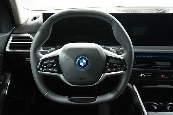 BMW 330e 14 of 18