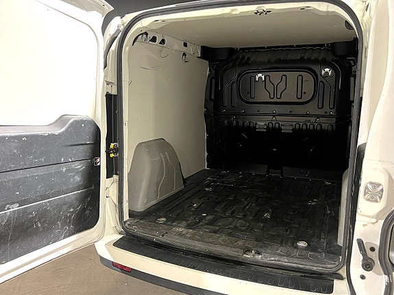 Opel Combo 15 of 17