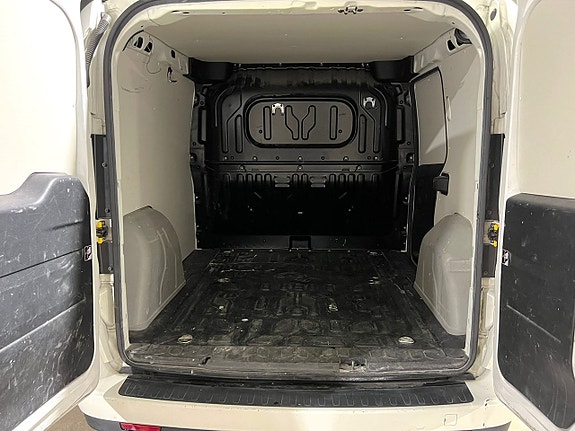 Opel Combo 16 of 17