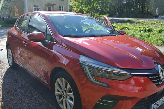 Begagnad bil till salu: Renault Clio - 2022 - Röd - 91 Hk - Halvkombi 5 ...